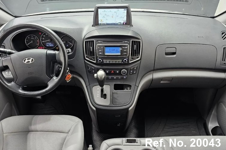  Hyundai / Grand Starex Stock No. 20043